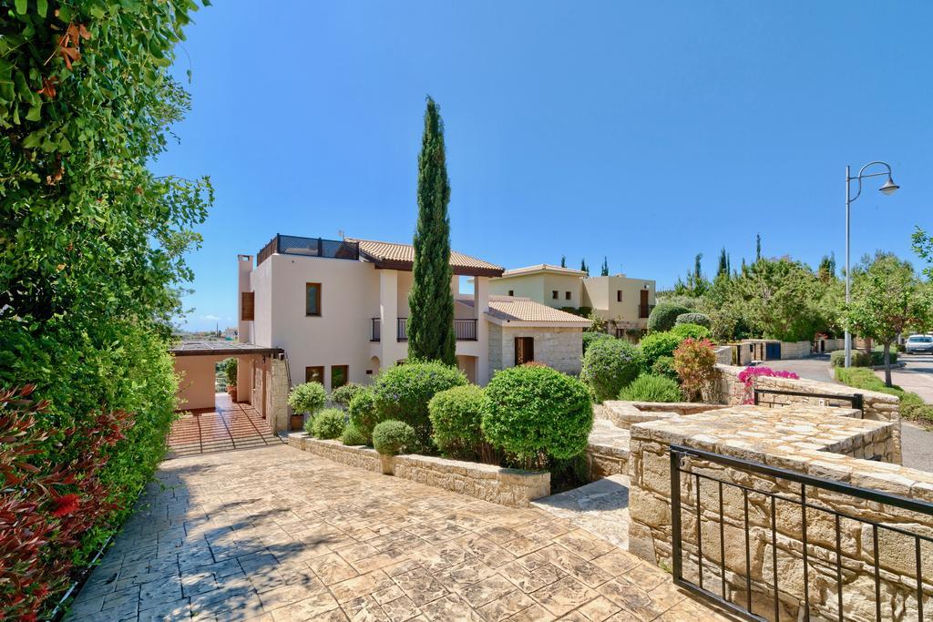 4 Bedroom Villa Helidoni With Private Infinity Pool, Aphrodite Hills Resort Sakarya Dış mekan fotoğraf