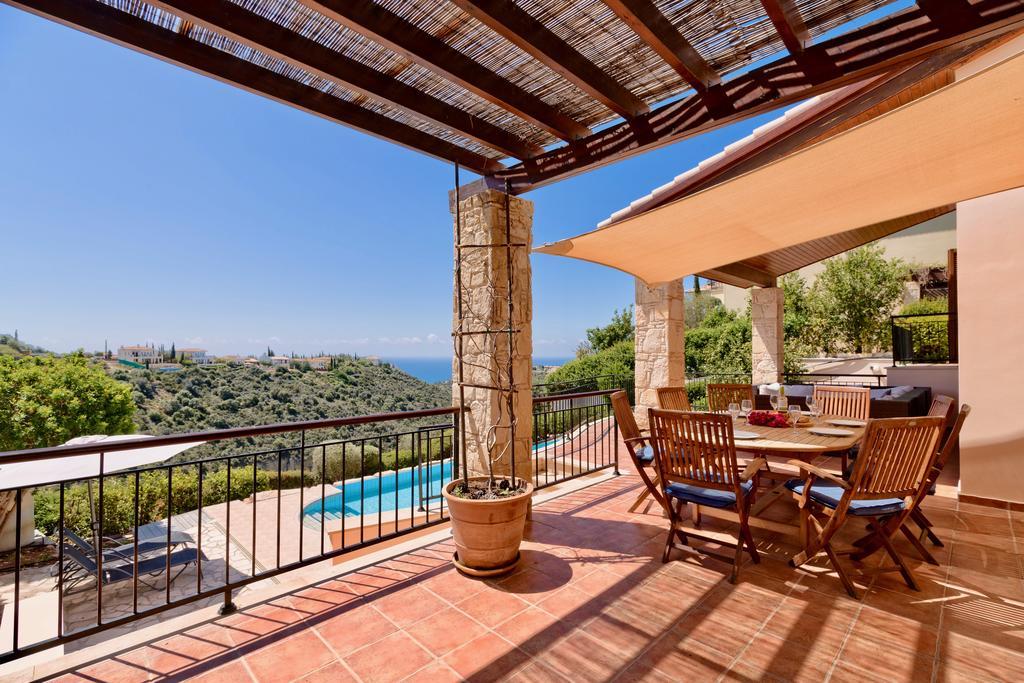 4 Bedroom Villa Helidoni With Private Infinity Pool, Aphrodite Hills Resort Sakarya Dış mekan fotoğraf