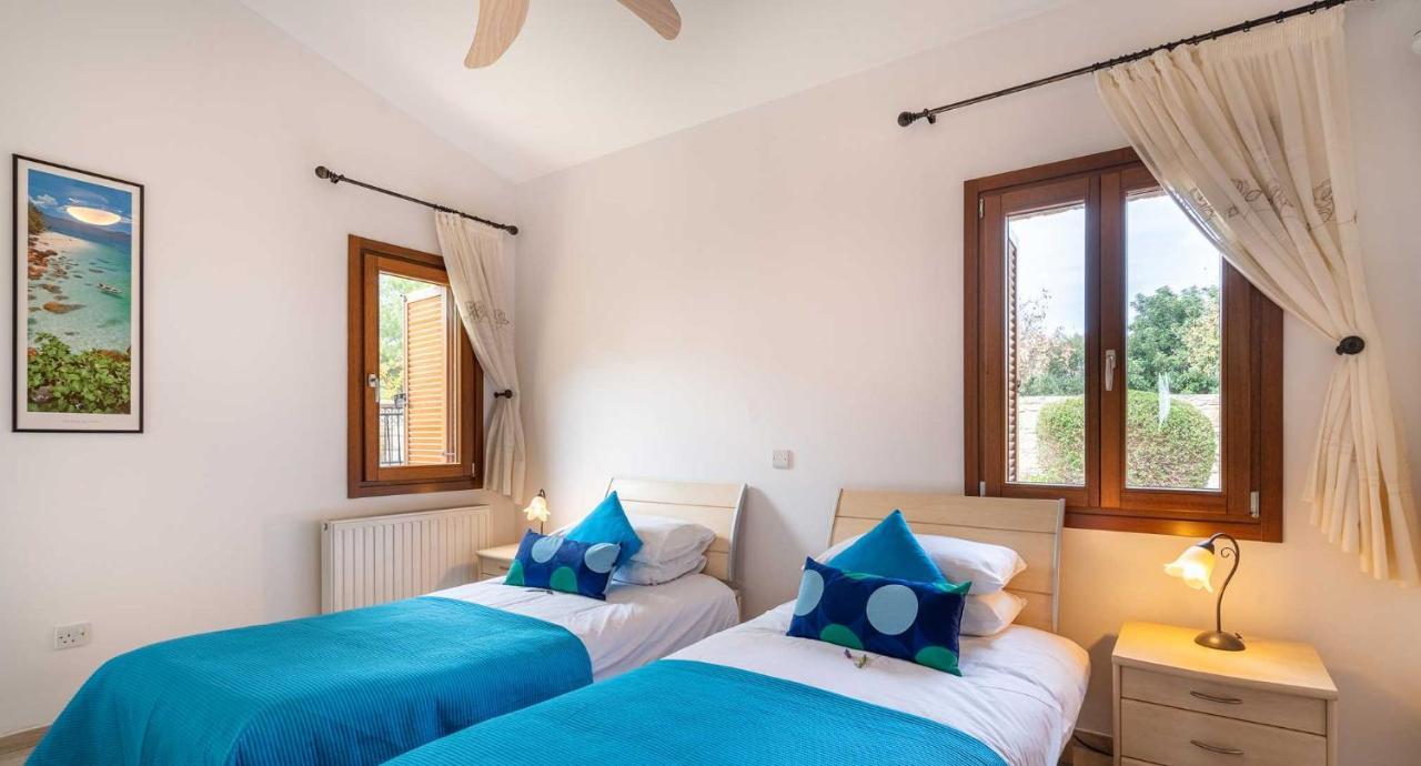 4 Bedroom Villa Helidoni With Private Infinity Pool, Aphrodite Hills Resort Sakarya Dış mekan fotoğraf